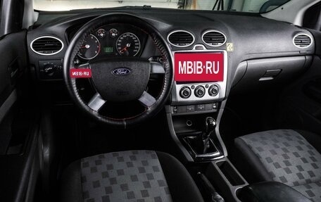 Ford Focus II рестайлинг, 2006 год, 499 000 рублей, 15 фотография