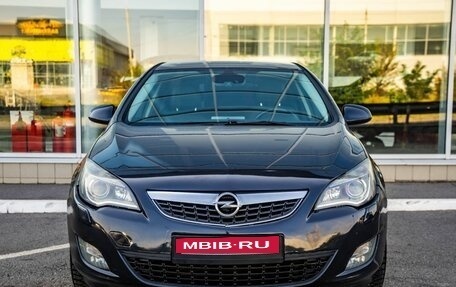 Opel Astra J, 2011 год, 638 000 рублей, 2 фотография
