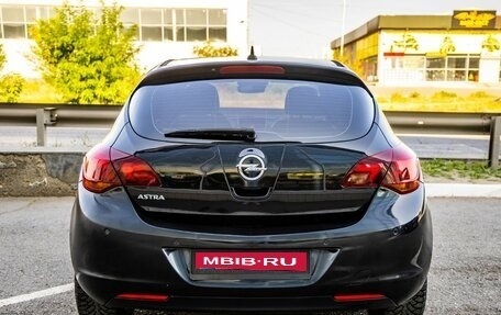 Opel Astra J, 2011 год, 638 000 рублей, 6 фотография