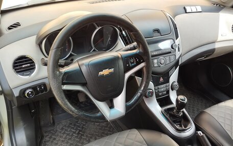 Chevrolet Cruze II, 2013 год, 520 000 рублей, 2 фотография