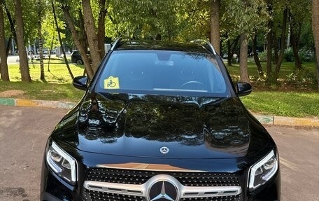 Mercedes-Benz GLB, 2021 год, 4 000 000 рублей, 1 фотография