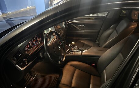 BMW 5 серия, 2013 год, 1 860 000 рублей, 4 фотография