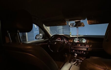 BMW 5 серия, 2013 год, 1 860 000 рублей, 13 фотография