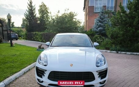 Porsche Macan I рестайлинг, 2018 год, 4 000 000 рублей, 3 фотография