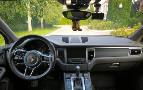 Porsche Macan I рестайлинг, 2018 год, 4 000 000 рублей, 12 фотография