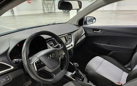 Hyundai Solaris II рестайлинг, 2017 год, 1 370 000 рублей, 20 фотография