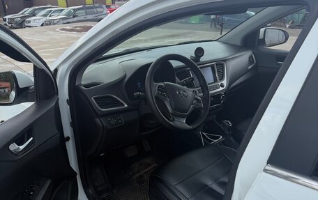 Hyundai Solaris II рестайлинг, 2017 год, 1 125 000 рублей, 5 фотография
