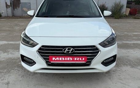 Hyundai Solaris II рестайлинг, 2017 год, 1 125 000 рублей, 2 фотография