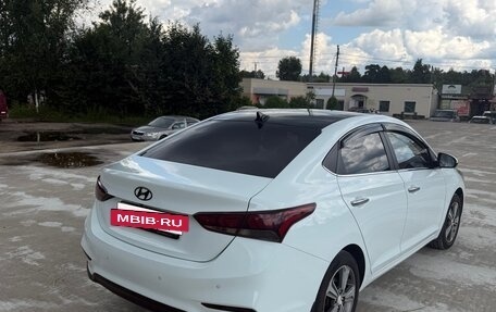 Hyundai Solaris II рестайлинг, 2017 год, 1 125 000 рублей, 3 фотография