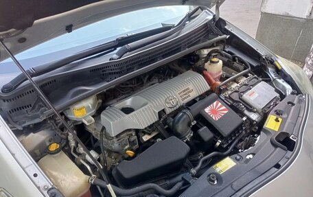 Toyota Prius, 2012 год, 1 150 000 рублей, 6 фотография
