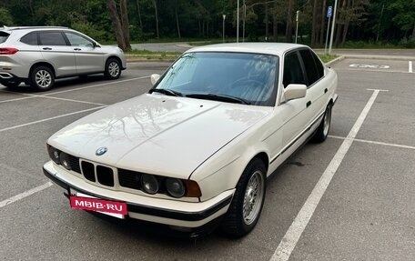 BMW 5 серия, 1990 год, 330 000 рублей, 2 фотография