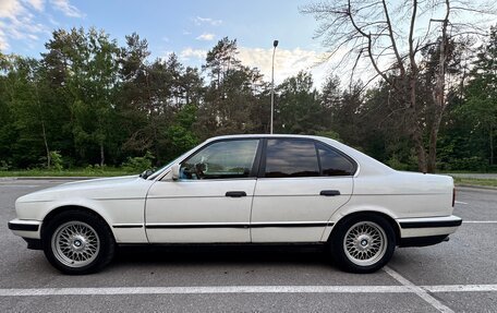BMW 5 серия, 1990 год, 330 000 рублей, 7 фотография
