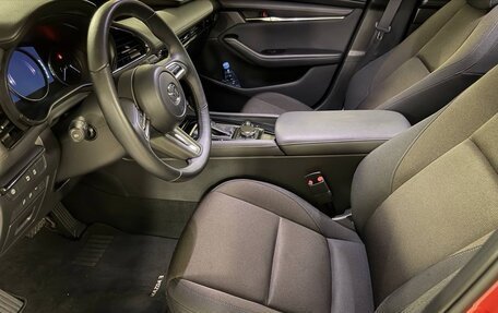 Mazda 3, 2019 год, 2 240 000 рублей, 11 фотография