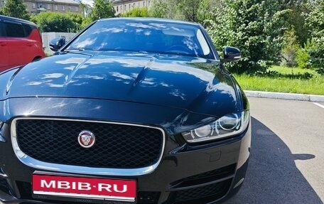 Jaguar XE I рестайлинг, 2015 год, 1 850 000 рублей, 3 фотография