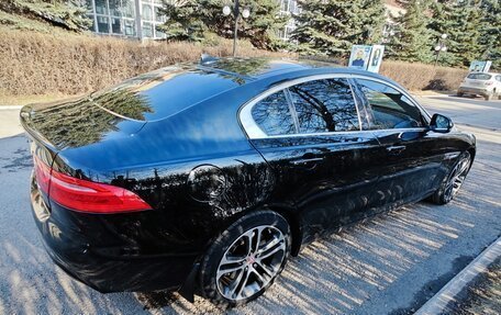 Jaguar XE I рестайлинг, 2015 год, 1 850 000 рублей, 17 фотография