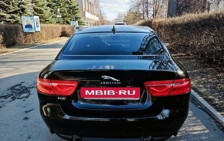 Jaguar XE I рестайлинг, 2015 год, 1 850 000 рублей, 16 фотография