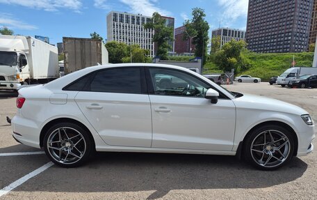 Audi A3, 2018 год, 2 300 000 рублей, 12 фотография