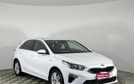 KIA cee'd III, 2018 год, 1 395 000 рублей, 2 фотография