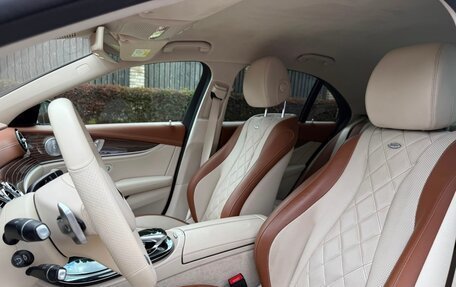 Mercedes-Benz E-Класс, 2017 год, 3 950 000 рублей, 3 фотография