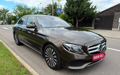 Mercedes-Benz E-Класс, 2017 год, 3 950 000 рублей, 11 фотография