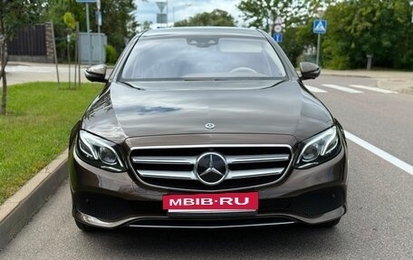 Mercedes-Benz E-Класс, 2017 год, 3 950 000 рублей, 19 фотография