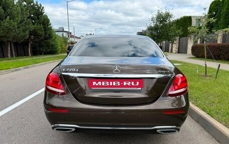 Mercedes-Benz E-Класс, 2017 год, 3 950 000 рублей, 12 фотография