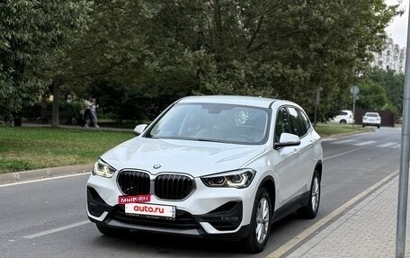 BMW X1, 2020 год, 2 750 000 рублей, 3 фотография