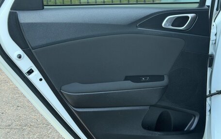 KIA cee'd III, 2019 год, 1 669 000 рублей, 19 фотография