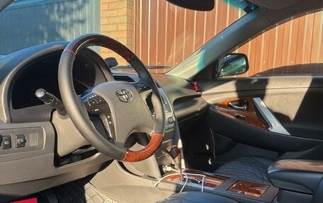 Toyota Camry, 2007 год, 850 000 рублей, 1 фотография