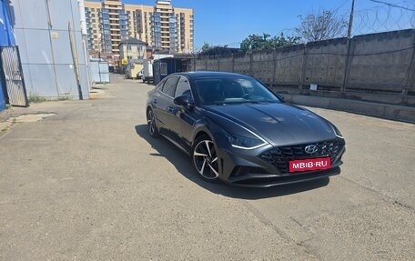 Hyundai Sonata VIII, 2021 год, 3 000 000 рублей, 1 фотография