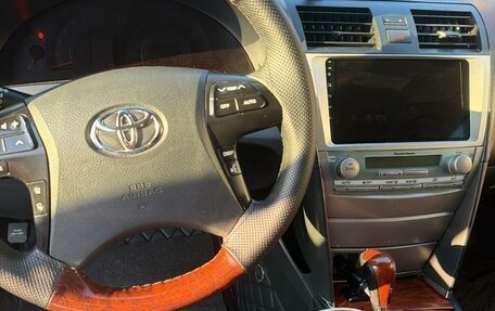 Toyota Camry, 2007 год, 850 000 рублей, 2 фотография