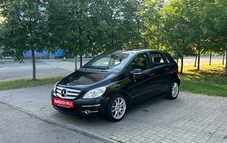 Mercedes-Benz B-Класс, 2010 год, 950 000 рублей, 2 фотография