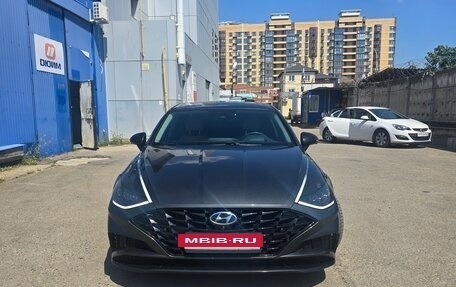 Hyundai Sonata VIII, 2021 год, 3 000 000 рублей, 2 фотография