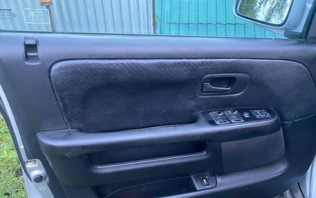 Honda CR-V II рестайлинг, 2002 год, 810 000 рублей, 8 фотография