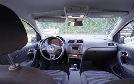 Volkswagen Polo VI (EU Market), 2013 год, 1 050 000 рублей, 15 фотография