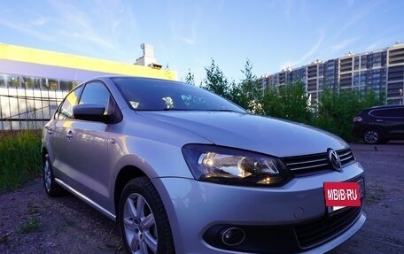 Volkswagen Polo VI (EU Market), 2013 год, 1 050 000 рублей, 8 фотография