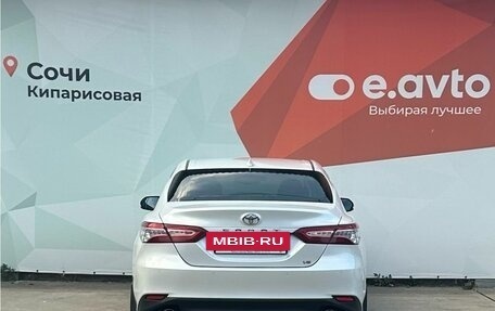 Toyota Camry, 2021 год, 3 250 000 рублей, 5 фотография