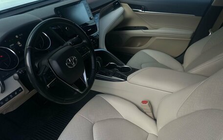 Toyota Camry, 2021 год, 3 250 000 рублей, 15 фотография
