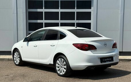Opel Astra J, 2014 год, 620 000 рублей, 3 фотография