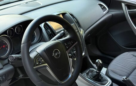Opel Astra J, 2014 год, 620 000 рублей, 14 фотография