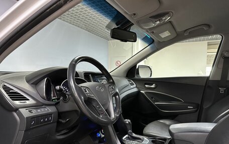 Hyundai Santa Fe III рестайлинг, 2017 год, 2 115 000 рублей, 14 фотография