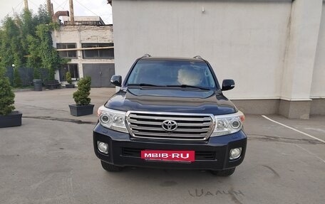 Toyota Land Cruiser 200, 2013 год, 3 650 000 рублей, 6 фотография
