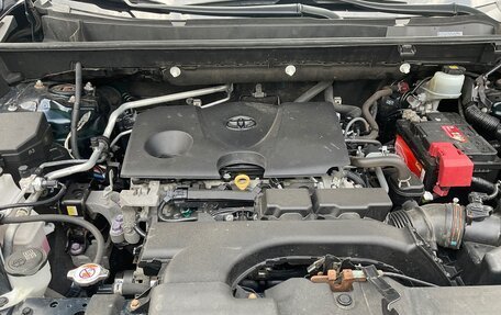 Toyota RAV4, 2019 год, 2 600 000 рублей, 8 фотография