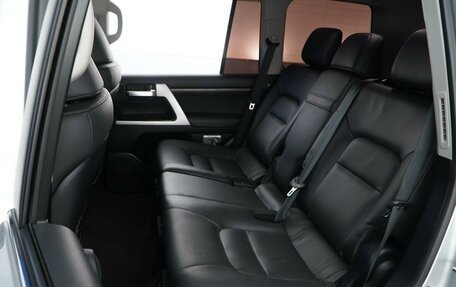 Toyota Land Cruiser 200, 2021 год, 7 725 077 рублей, 9 фотография