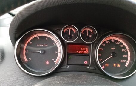 Peugeot 408 I рестайлинг, 2013 год, 230 000 рублей, 8 фотография