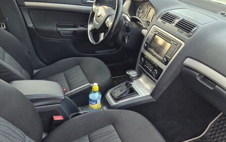 Skoda Octavia, 2011 год, 730 000 рублей, 9 фотография