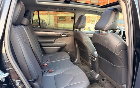 Toyota Highlander, 2026 год, 5 400 000 рублей, 18 фотография