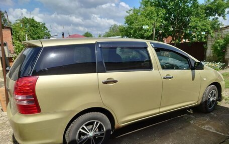 Toyota Wish II, 2003 год, 660 000 рублей, 4 фотография