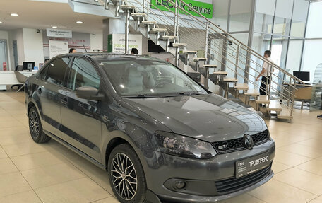 Volkswagen Polo VI (EU Market), 2013 год, 670 000 рублей, 3 фотография