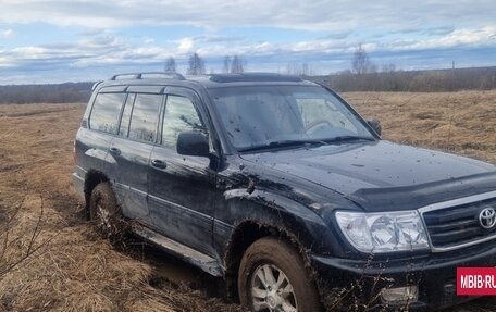 Toyota Land Cruiser 100 рестайлинг 2, 1999 год, 1 750 000 рублей, 10 фотография